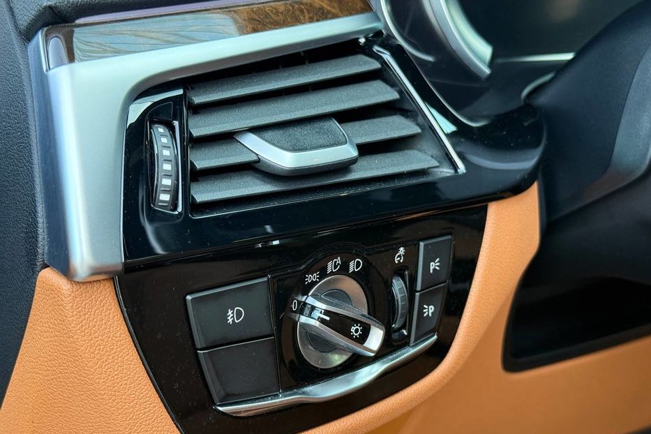 Продам BMW 530 2018 года в Днепре