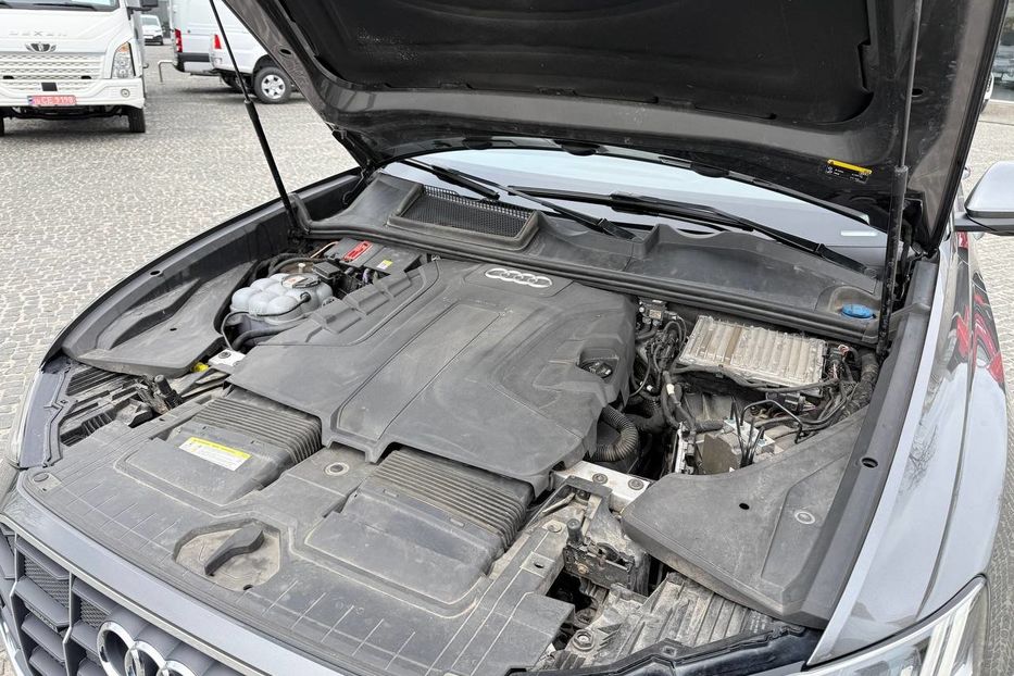 Продам Audi Q8 2020 года в Днепре