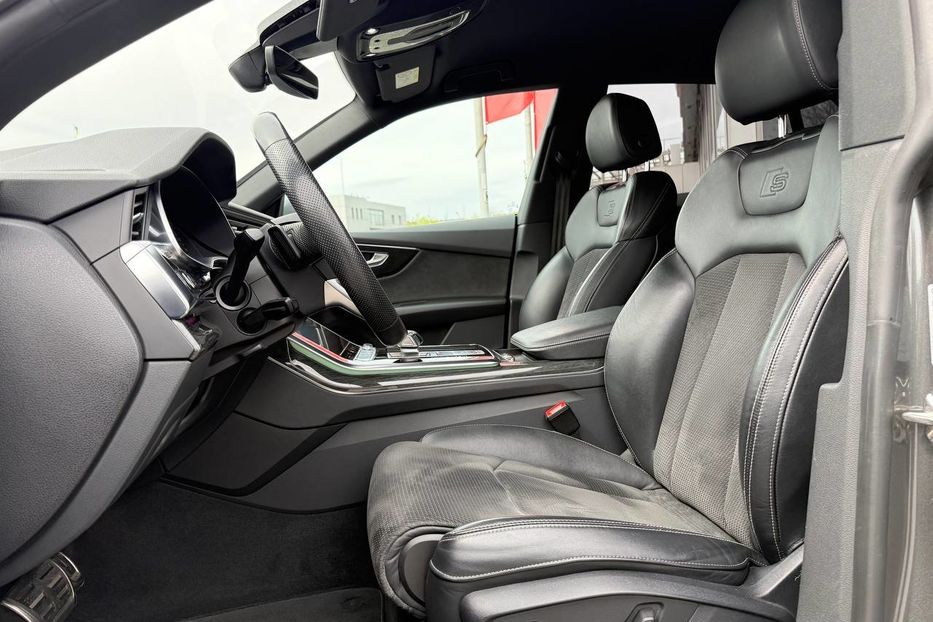 Продам Audi Q8 2020 года в Днепре