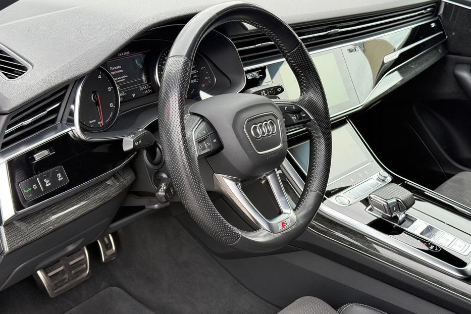 Продам Audi Q8 2020 года в Днепре