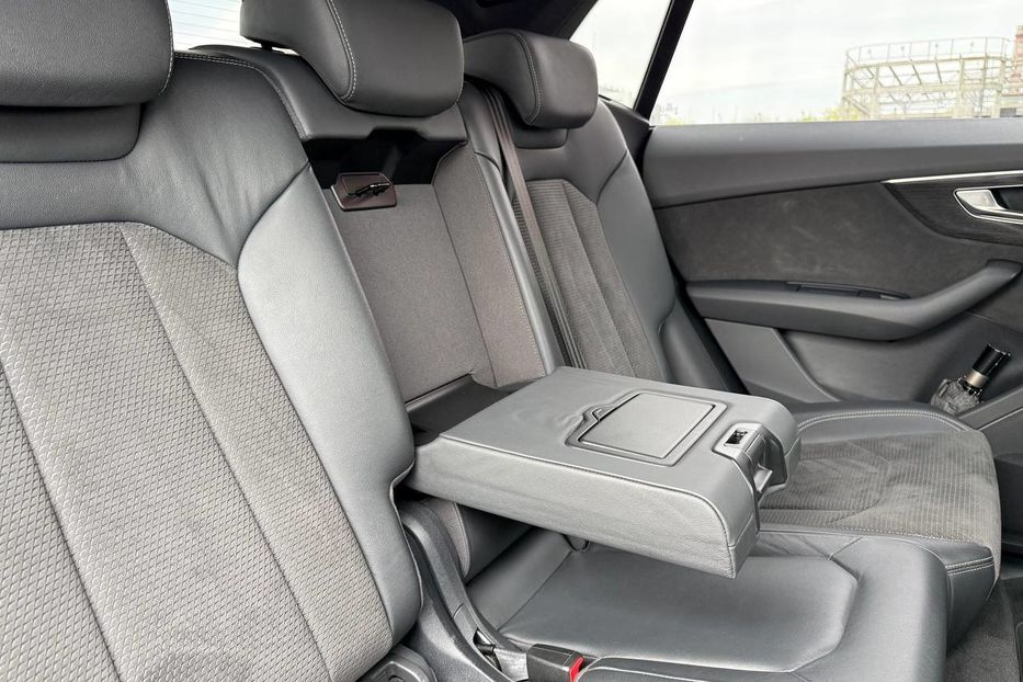 Продам Audi Q8 2020 года в Днепре
