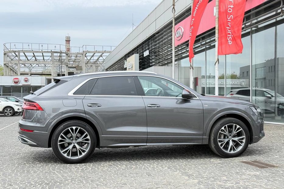 Продам Audi Q8 2020 года в Днепре
