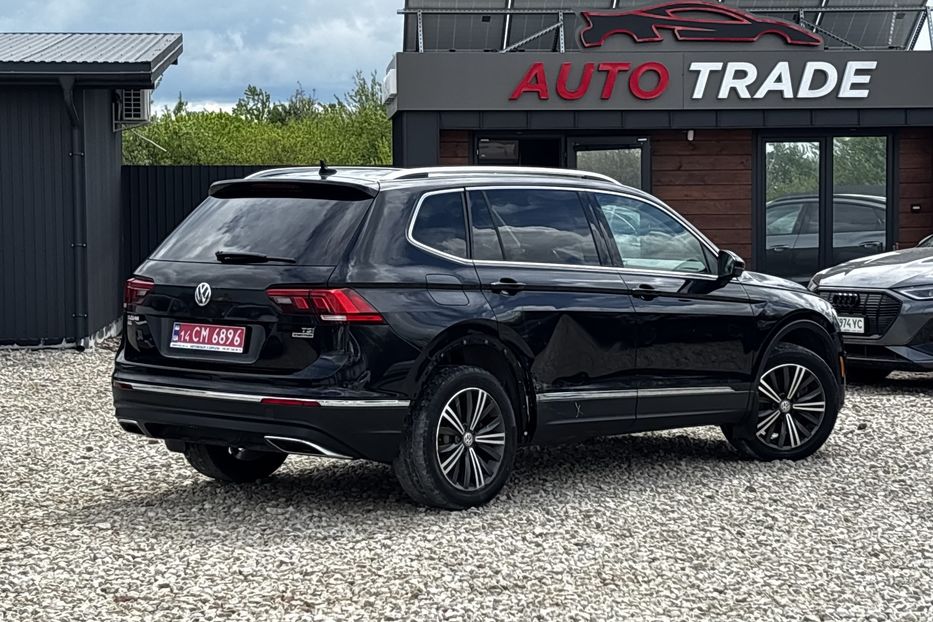 Продам Volkswagen Tiguan SEL резерв Жовква 2018 года в Львове