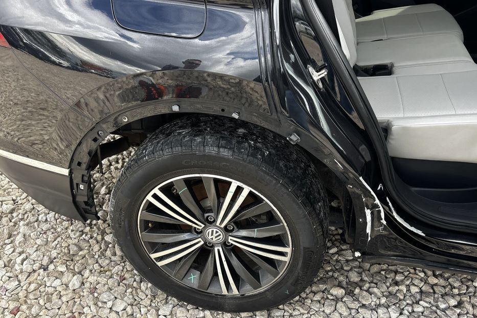 Продам Volkswagen Tiguan SEL резерв Жовква 2018 года в Львове