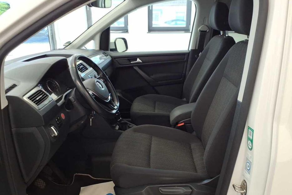 Продам Volkswagen Caddy пасс. Comfort рідна фарба v7938 2020 года в Луцке