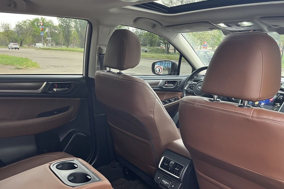 Продам Subaru Outback Touring 2018 года в Николаеве