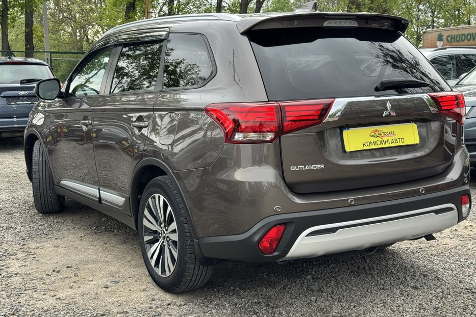 Продам Mitsubishi Outlander COMIS  2019 года в г. Умань, Черкасская область