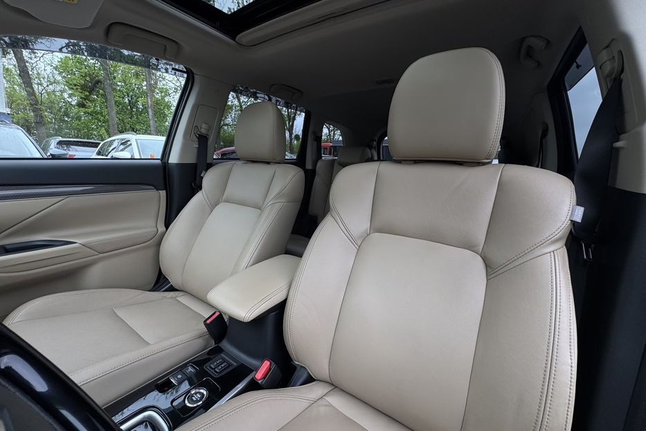 Продам Mitsubishi Outlander COMIS  2019 года в г. Умань, Черкасская область