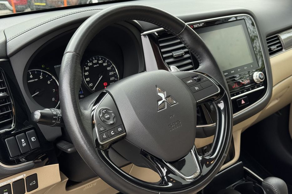 Продам Mitsubishi Outlander COMIS  2019 года в г. Умань, Черкасская область