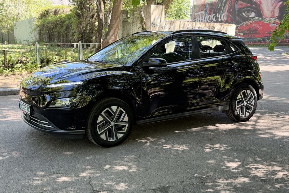 Продам Hyundai Kona 39kw 2022 года в Житомире