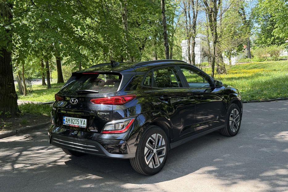 Продам Hyundai Kona 39kw 2022 года в Житомире