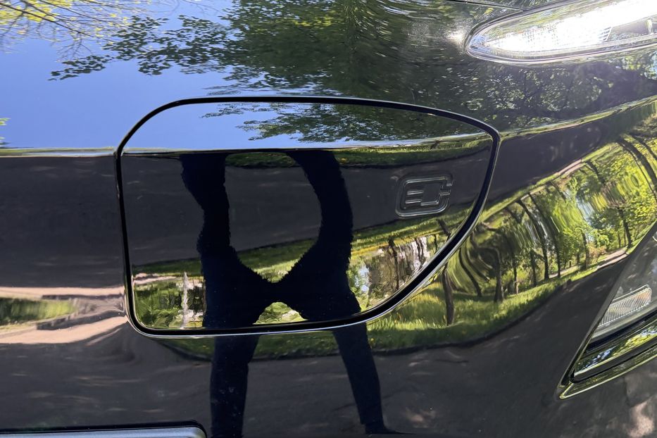 Продам Hyundai Kona 39kw 2022 года в Житомире