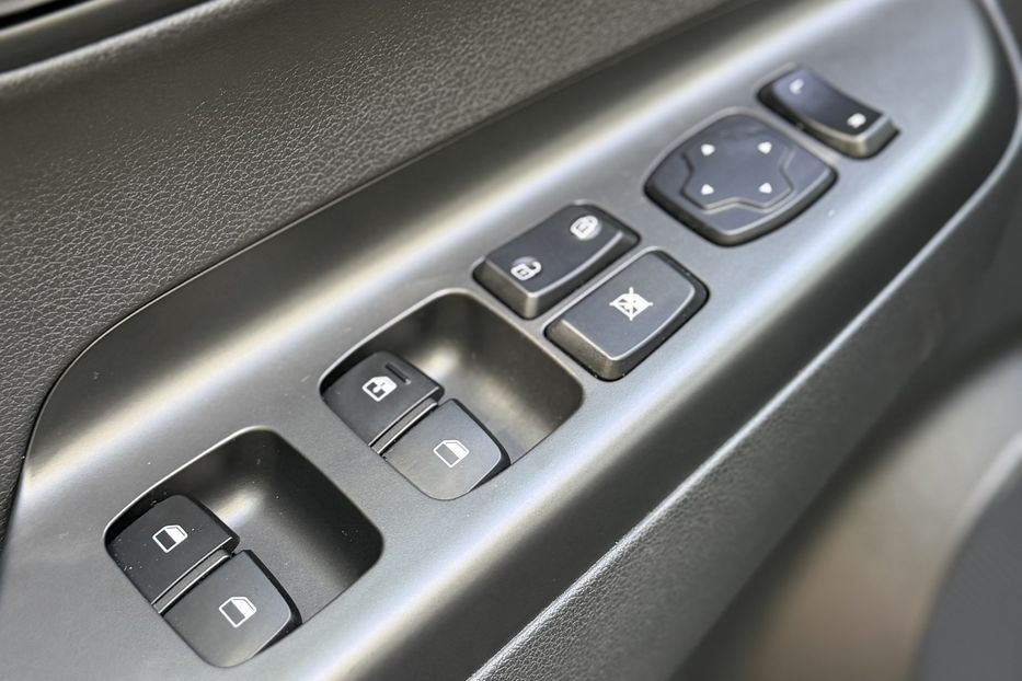 Продам Hyundai Kona 39kw 2022 года в Житомире