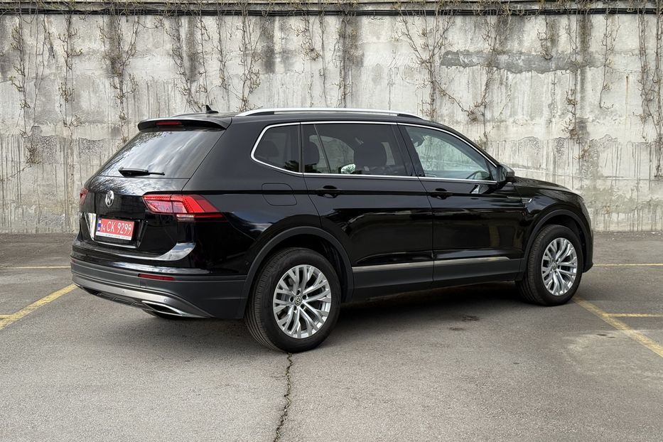 Продам Volkswagen Tiguan Allspace  2021 года в Ровно