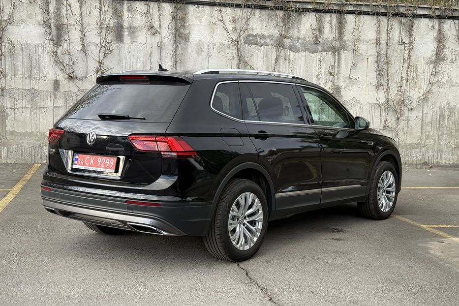Продам Volkswagen Tiguan Allspace  2021 года в Ровно