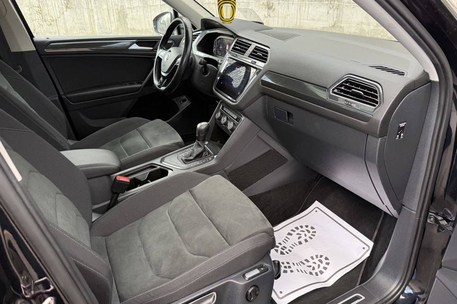 Продам Volkswagen Tiguan Allspace  2021 года в Ровно