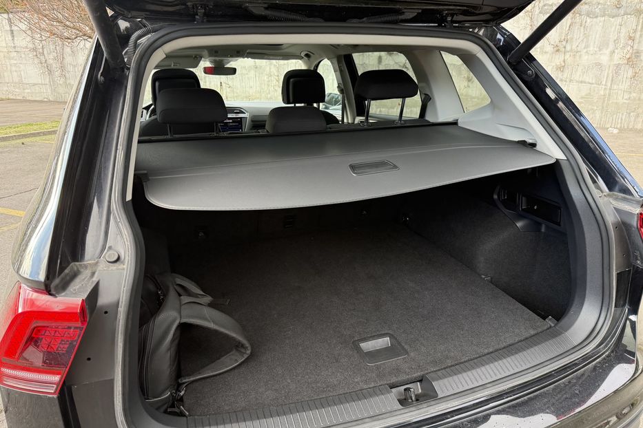 Продам Volkswagen Tiguan Allspace  2021 года в Ровно