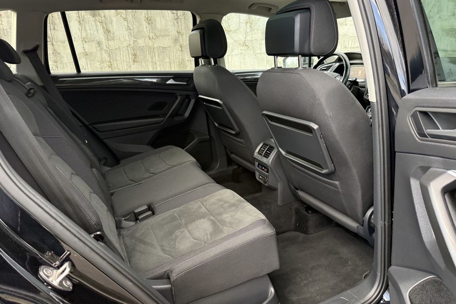 Продам Volkswagen Tiguan Allspace  2021 года в Ровно