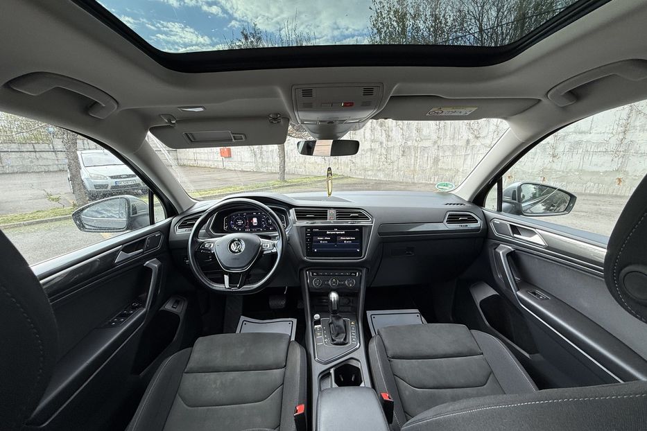 Продам Volkswagen Tiguan Allspace  2021 года в Ровно