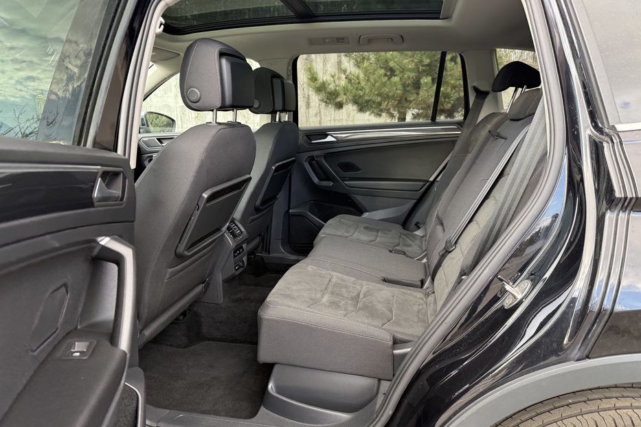 Продам Volkswagen Tiguan Allspace  2021 года в Ровно
