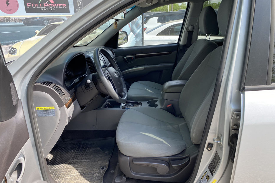Продам Hyundai Santa FE 2.4 AT (176 к.с.) 2WD 2010 года в Киеве