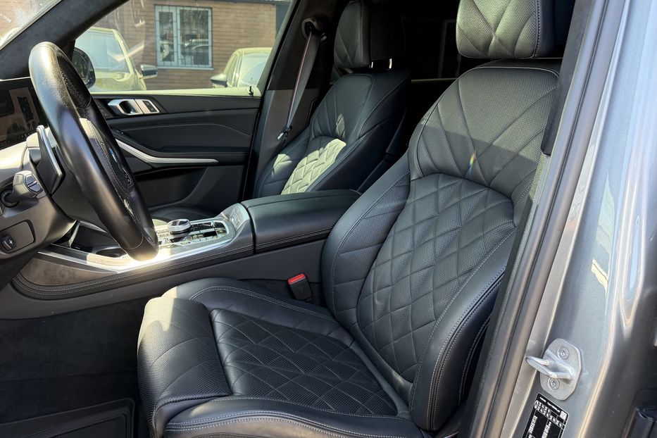 Продам BMW X7 2023 года в Киеве