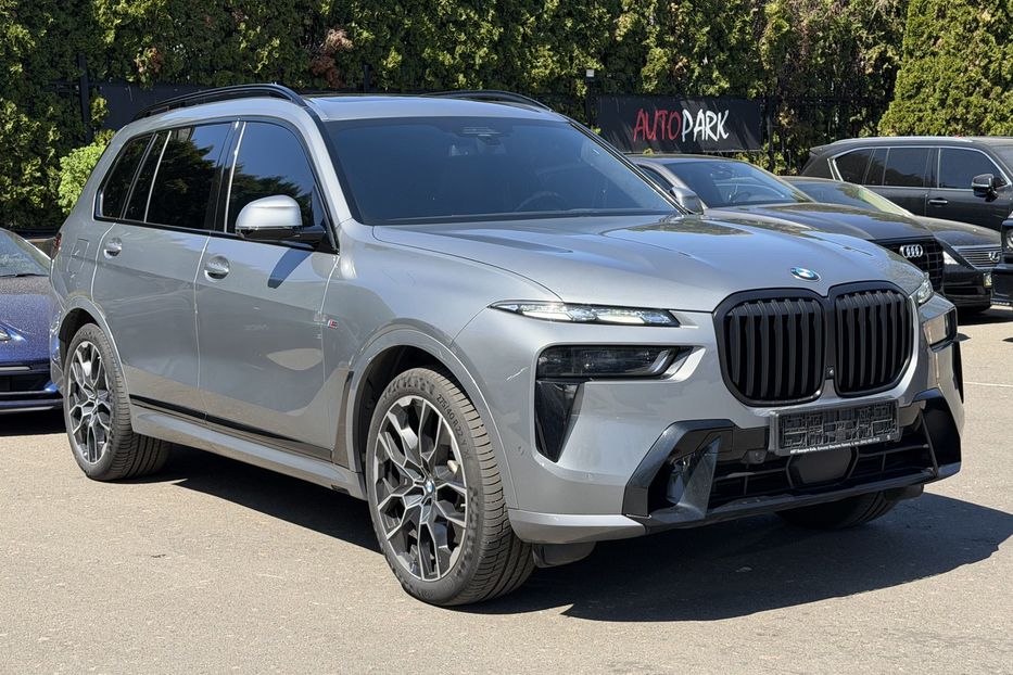 Продам BMW X7 2023 года в Киеве