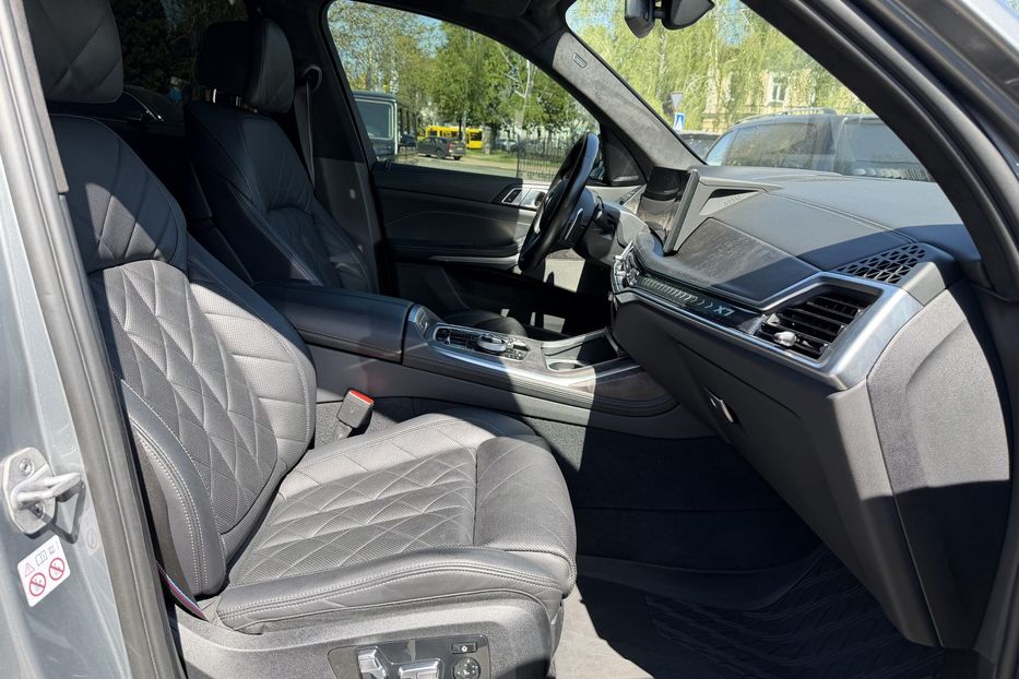 Продам BMW X7 2023 года в Киеве