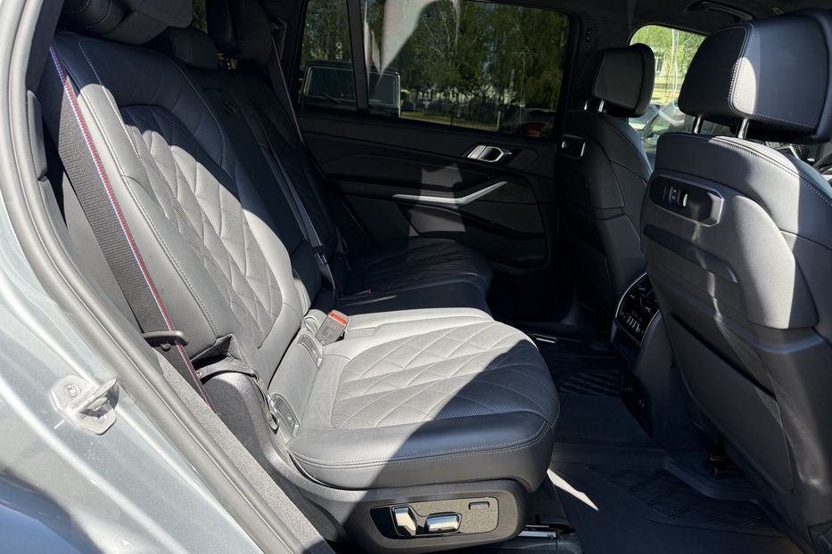 Продам BMW X7 2023 года в Киеве