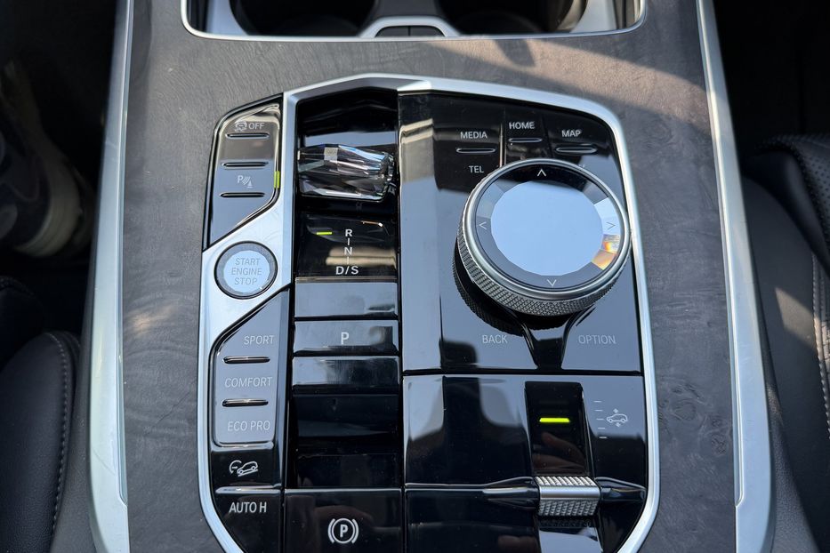 Продам BMW X7 2023 года в Киеве