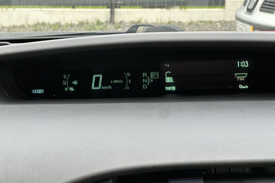 Продам Toyota Prius 2012 года в Луцке