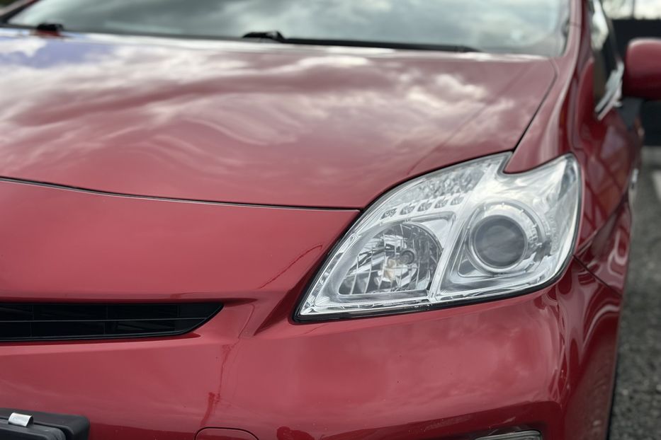 Продам Toyota Prius 2012 года в Луцке