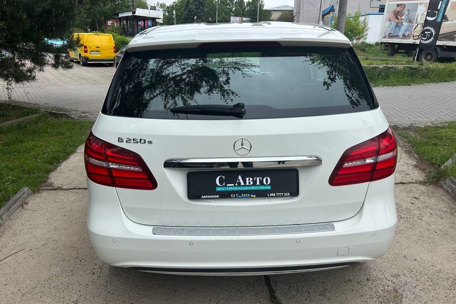 Продам Mercedes-Benz B-Class 250e 2016 года в Черновцах