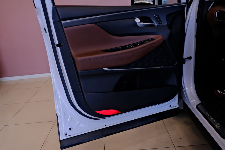 Продам Hyundai Santa FE 2021 года в Одессе