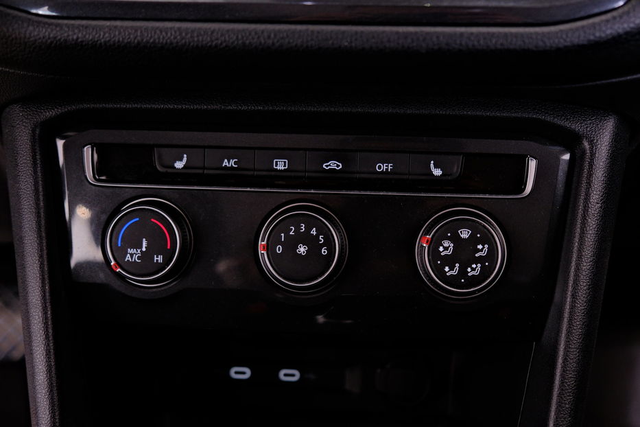 Продам Volkswagen Tiguan Allspace 2022 года в Одессе