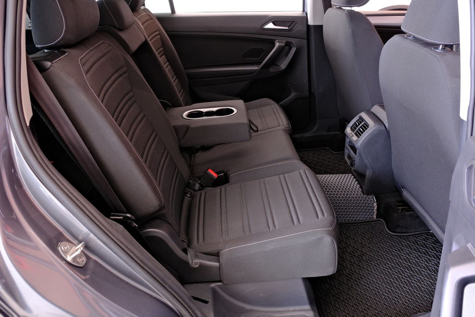 Продам Volkswagen Tiguan Allspace 2022 года в Одессе