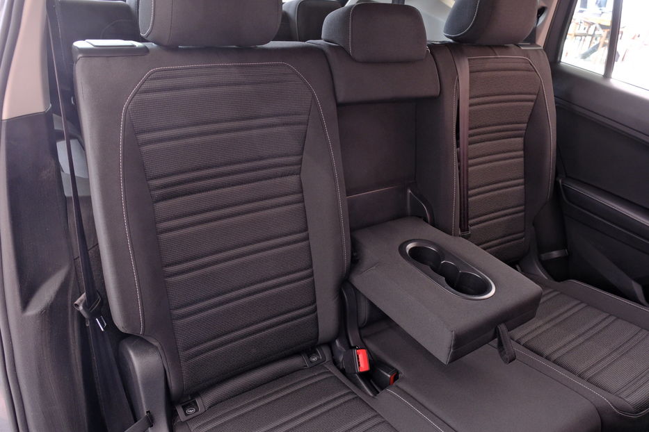 Продам Volkswagen Tiguan Allspace 2022 года в Одессе