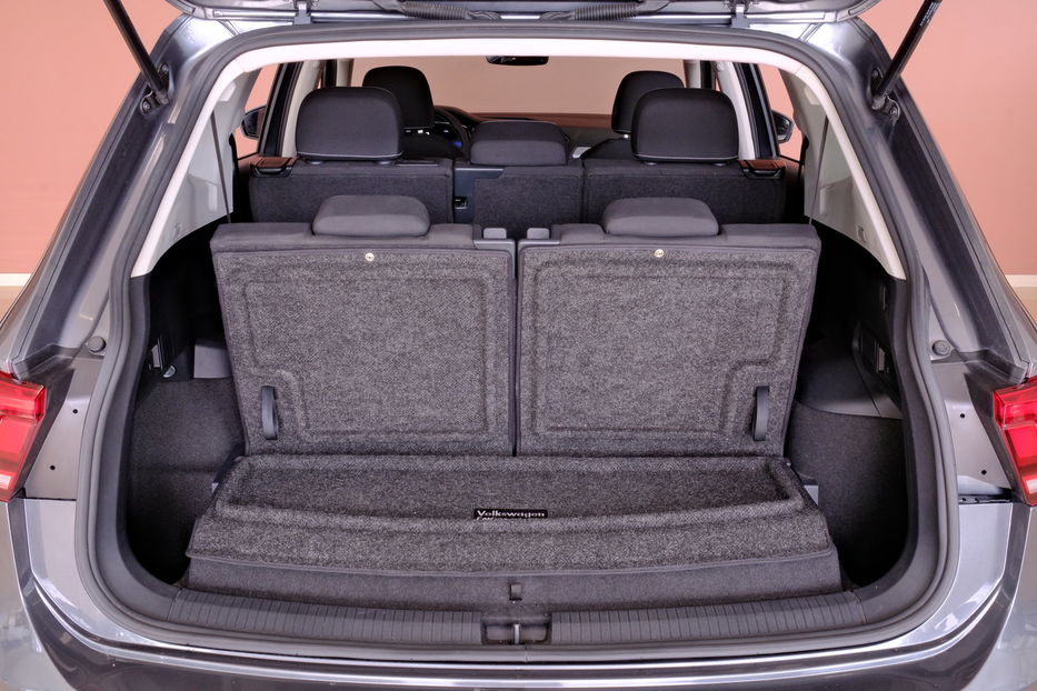 Продам Volkswagen Tiguan Allspace 2022 года в Одессе