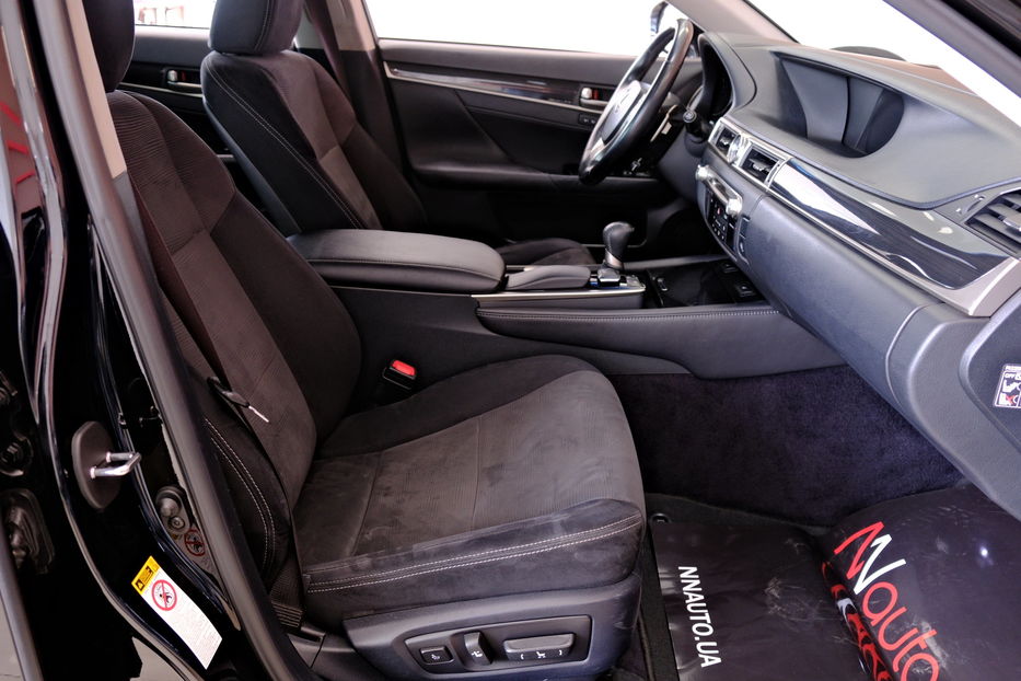 Продам Lexus GS 250 2013 года в Одессе