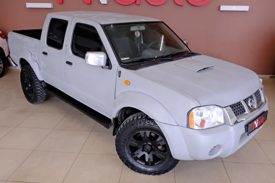 Продам Nissan Navara 2003 года в Одессе