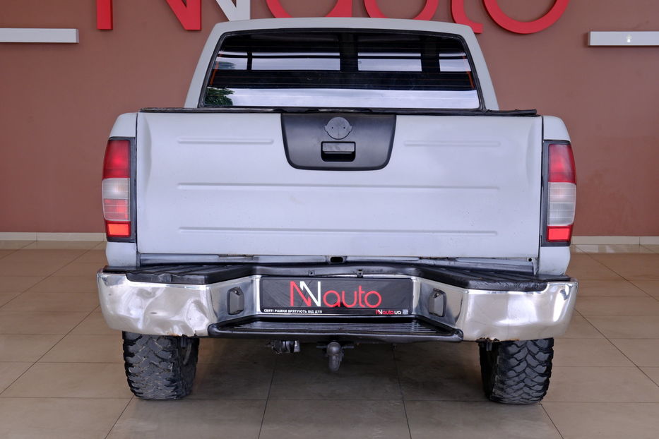 Продам Nissan Navara 2003 года в Одессе