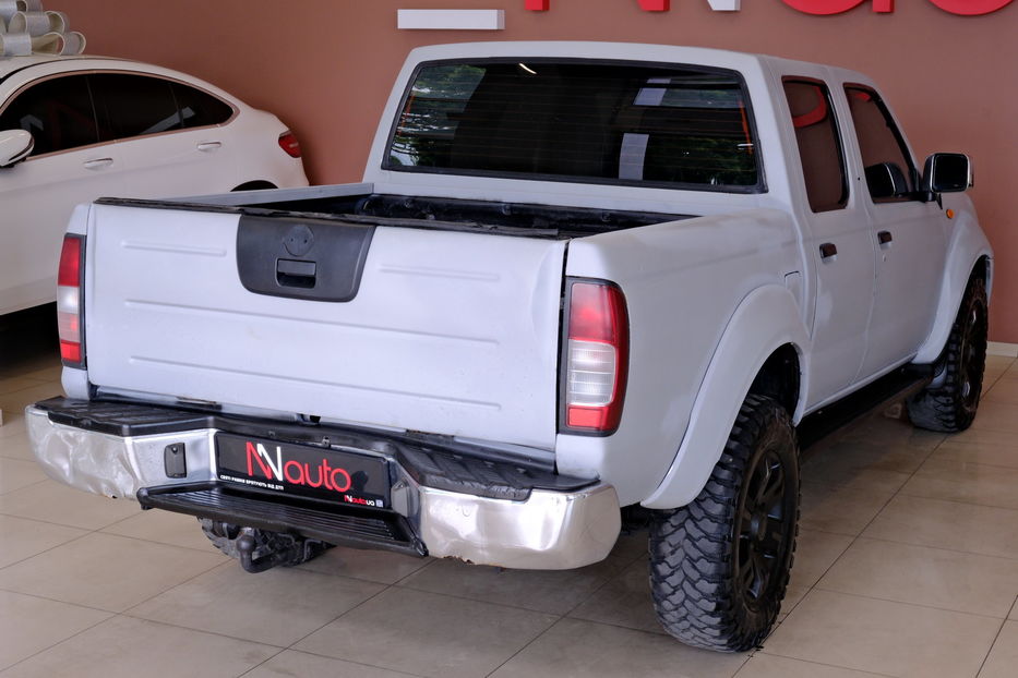 Продам Nissan Navara 2003 года в Одессе