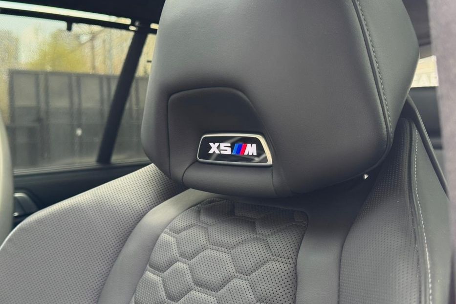 Продам BMW X5 M Competition 2023 года в Киеве