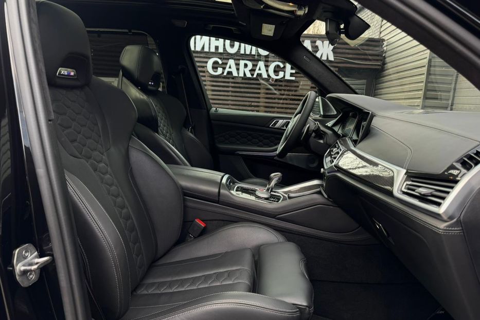 Продам BMW X5 M Competition 2023 года в Киеве