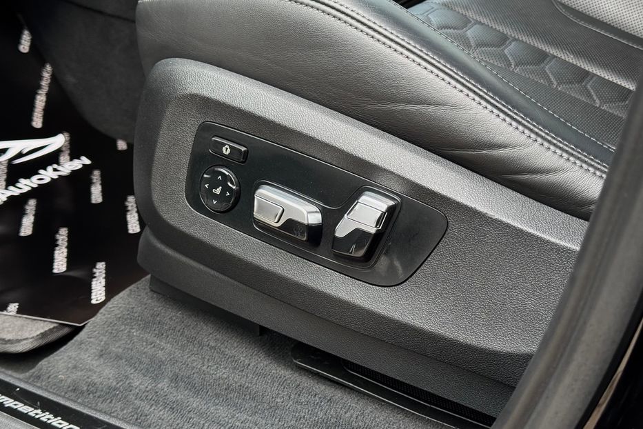 Продам BMW X5 M Competition 2023 года в Киеве