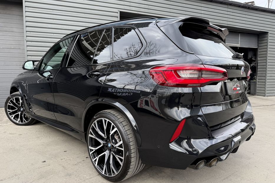 Продам BMW X5 M Competition 2023 года в Киеве