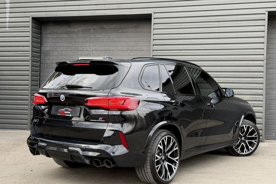 Продам BMW X5 M Competition 2023 года в Киеве