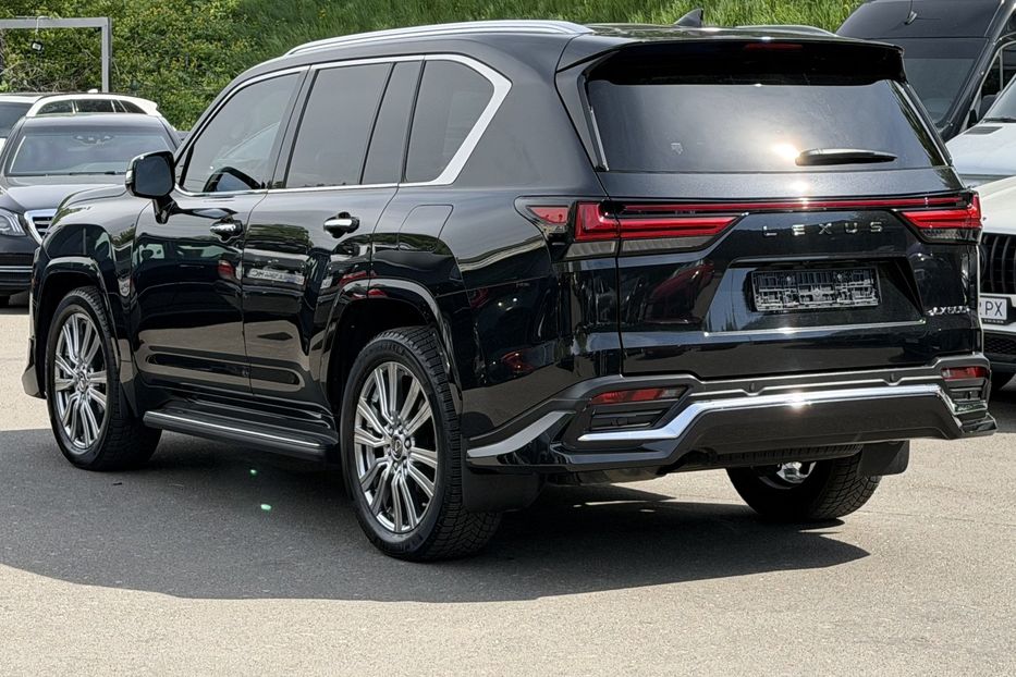 Продам Lexus LX 570 LX600 2023 года в Киеве