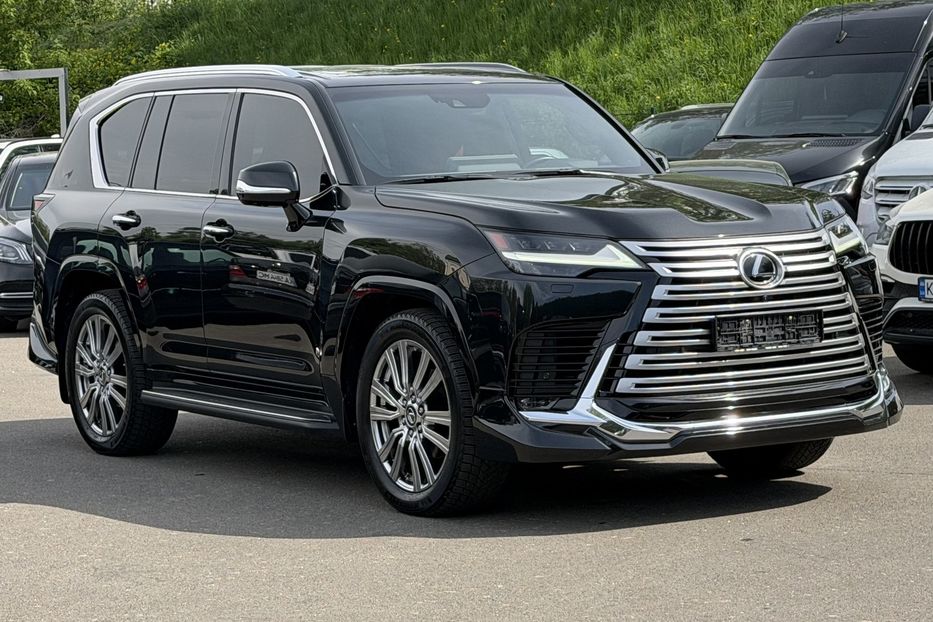 Продам Lexus LX 570 LX600 2023 года в Киеве