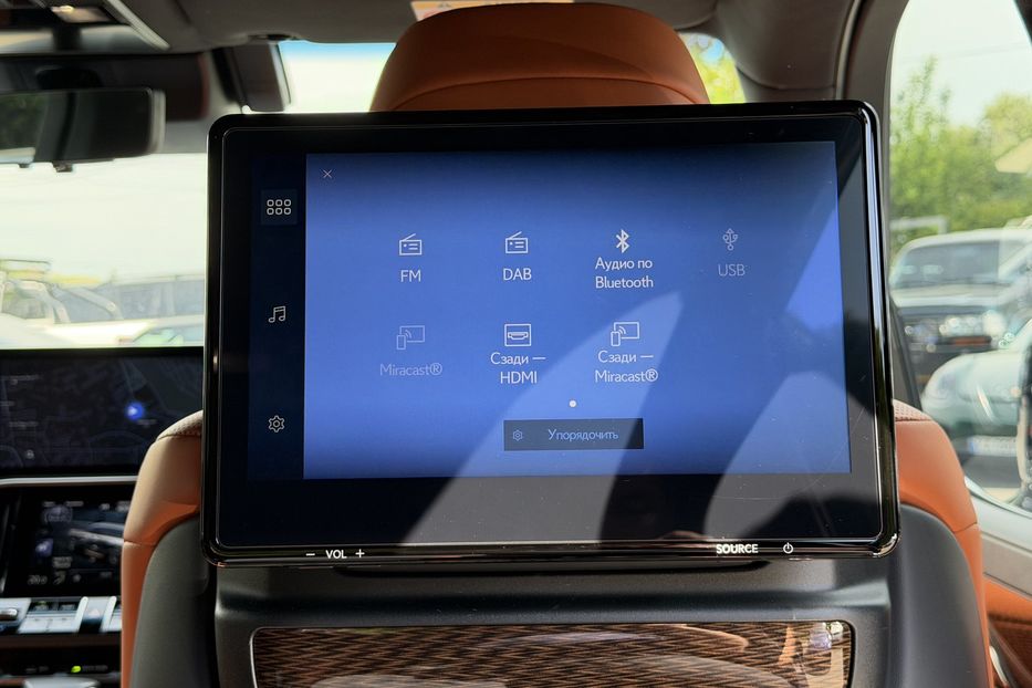 Продам Lexus LX 570 LX600 2023 года в Киеве